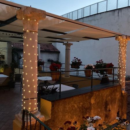 Bed & Breakfast Scia Dina Тойрано Экстерьер фото