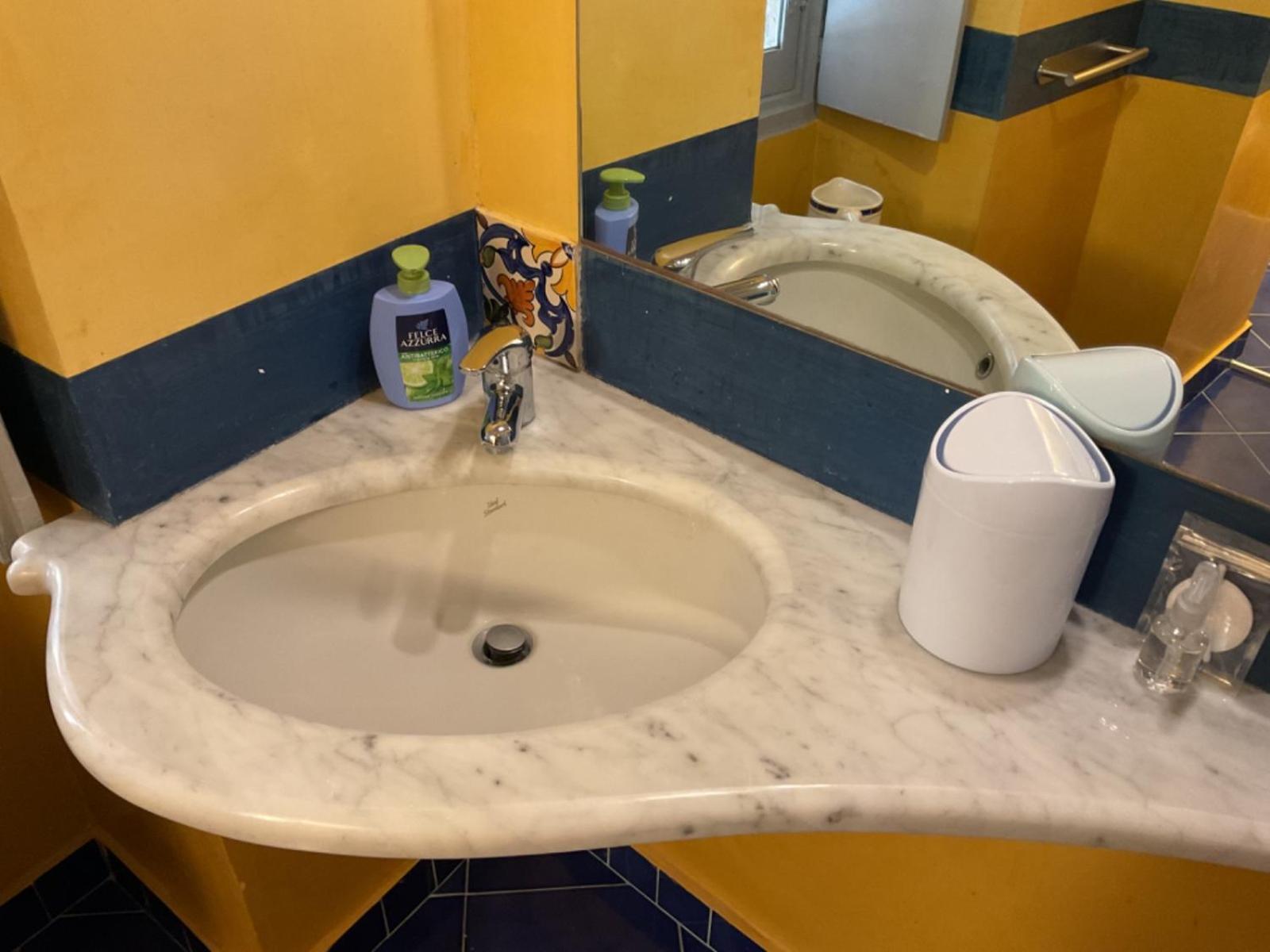 Bed & Breakfast Scia Dina Тойрано Экстерьер фото